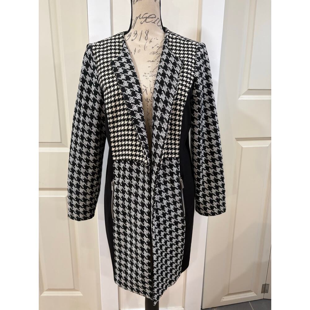 Chico’s Black & White Houndstooth Open Front Coat Size 1  (Medium 8/10)